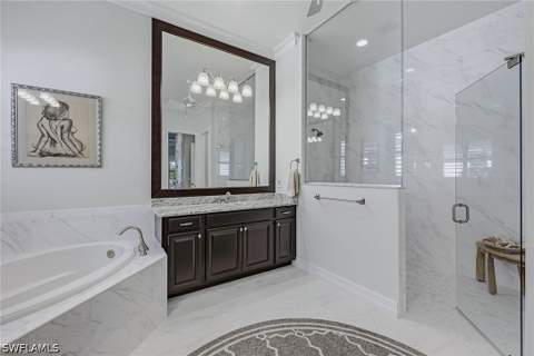 9454 Lagomar Ct, Naples FL - photo 13 of 50