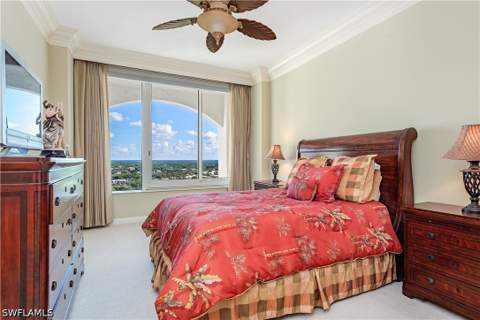 7117 Pelican Bay Blvd 1905, Naples FL - photo 10 of 36
