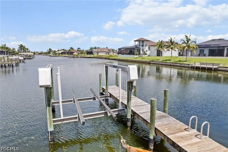 3 bedroom SingleFamilyResidence at 4007 Surfside BLVD, CAPE CORAL, Cape Coral — photo 3