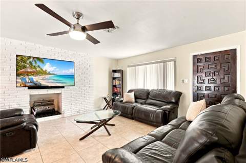 2741 McGregor Blvd, Fort Myers FL - photo 12 of 39