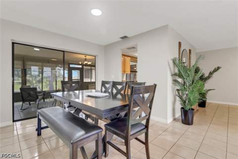 4800 SW 12th Pl, Cape Coral FL - photo 9 of 45