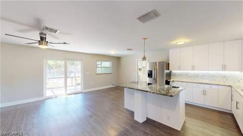27514 Playa Del Rey Ln, Bonita Springs FL - photo 6 of 40