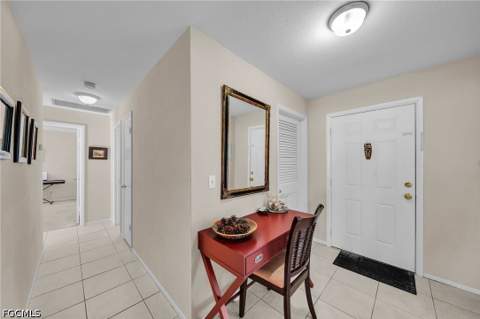 13540 Stratford Place Cir 202, Fort Myers FL - photo 7 of 29