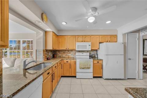 13540 Stratford Place Cir 202, Fort Myers FL - photo 9 of 29