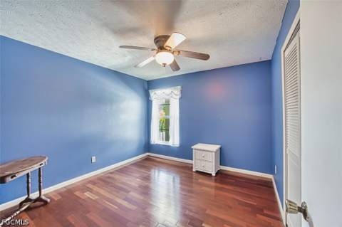 16001 Dublin Cir 203, Fort Myers FL - photo 8 of 37