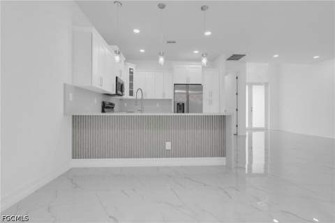 518 plumosa Ave, Lehigh Acres FL - photo 11 of 34