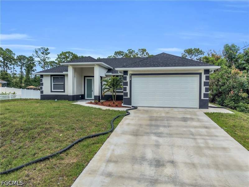 3 bedroom SingleFamilyResidence at 518 plumosa Ave, Lehigh Acres, Lehigh Acres — photo 2