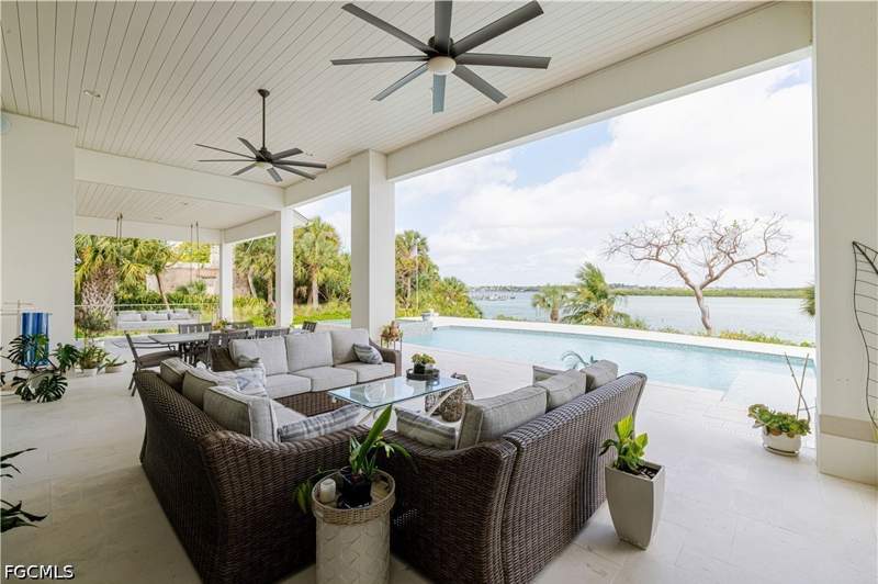 3 bedroom SingleFamilyResidence at 1247 Blue Hill Creek Dr, Key Marco, Marco Island — photo 5
