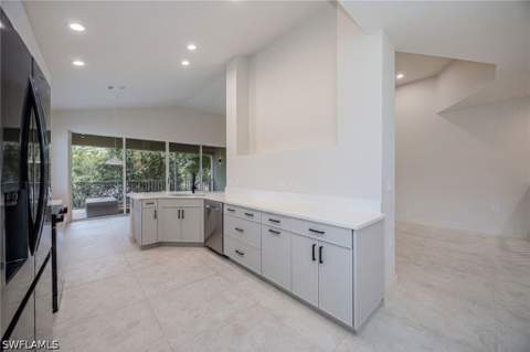 7128 Timberland Cir 201, Naples FL - photo 8 of 29
