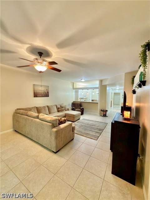 517 Robin Hood Cir 101, Naples FL - photo 19 of 29