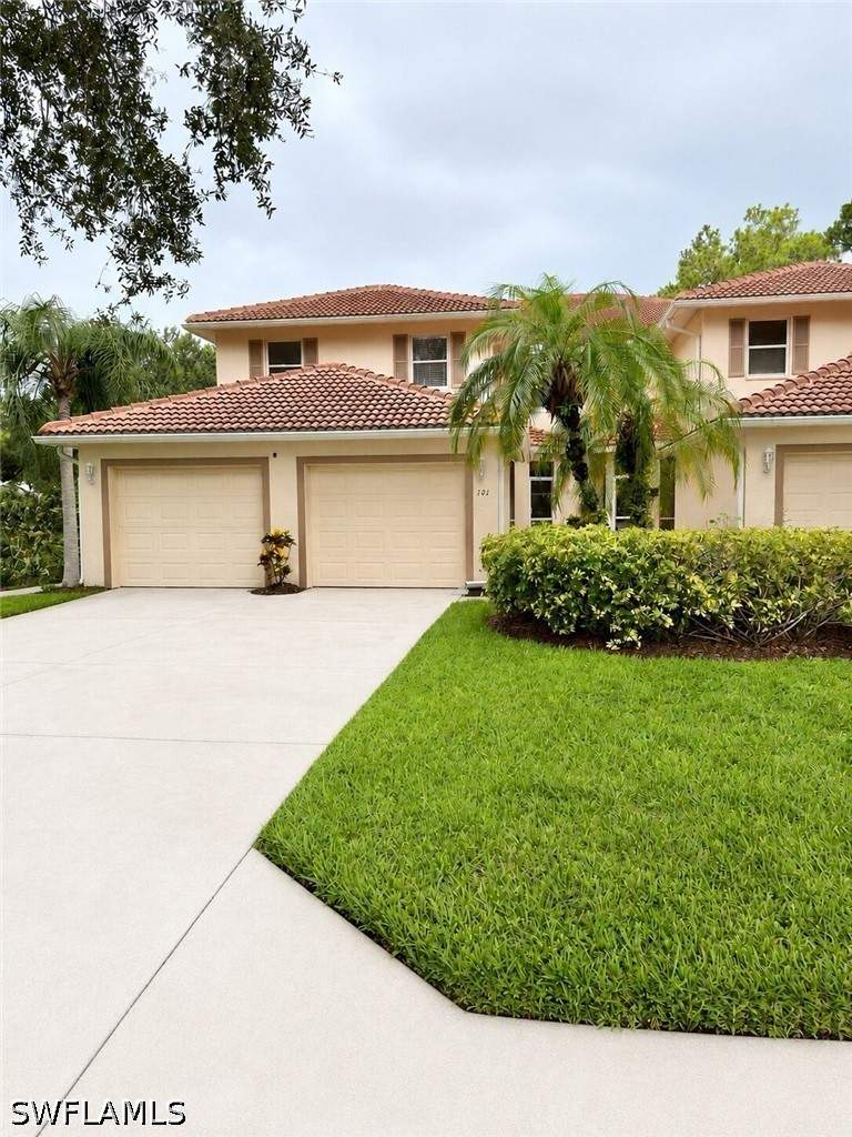 3 bedroom Condominium at 517 Robin Hood Cir 101, Sherwood, Naples — photo 2