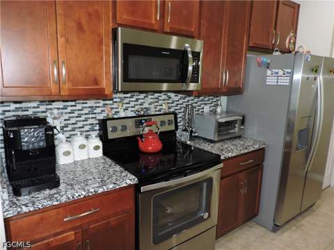 204 NW 11th St, Cape Coral FL - photo 17 of 43