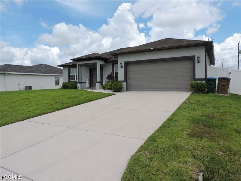 3 bedroom SingleFamilyResidence at 204 NW 11th St, Cape Coral, Cape Coral — photo 3