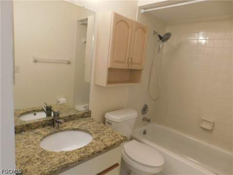 15140 Riverbend Blvd 506, North Fort Myers FL - photo 15 of 25