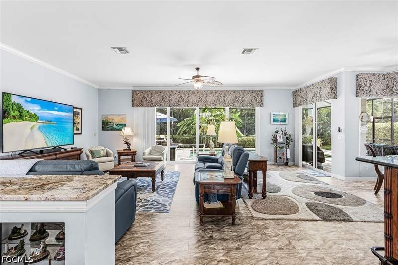 3 bedroom SingleFamilyResidence at 9237 Lanthorn Way, Villages At Country Creek, Estero — photo 2