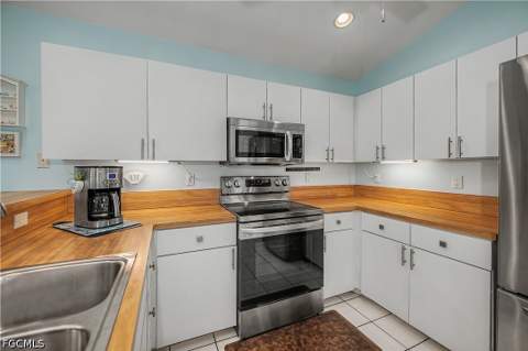 17751 Pineapple Palm Ct, North Fort Myers FL - photo 20 of 50