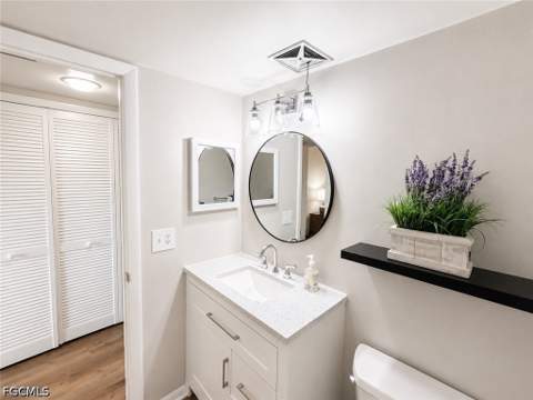 2079 Barkeley Ln 13, Fort Myers FL - photo 17 of 25