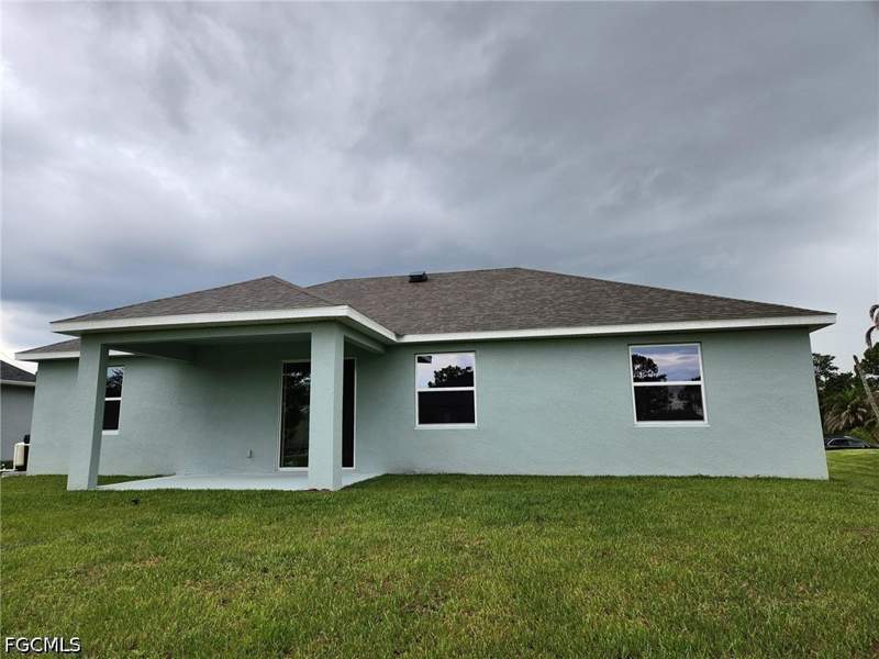 3 bedroom SingleFamilyResidence at 3514 42nd St SW, Lehigh Acres, Lehigh Acres — photo 2