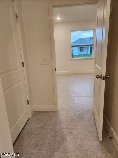 3514 42nd St SW, Lehigh Acres FL - photo 7 of 11
