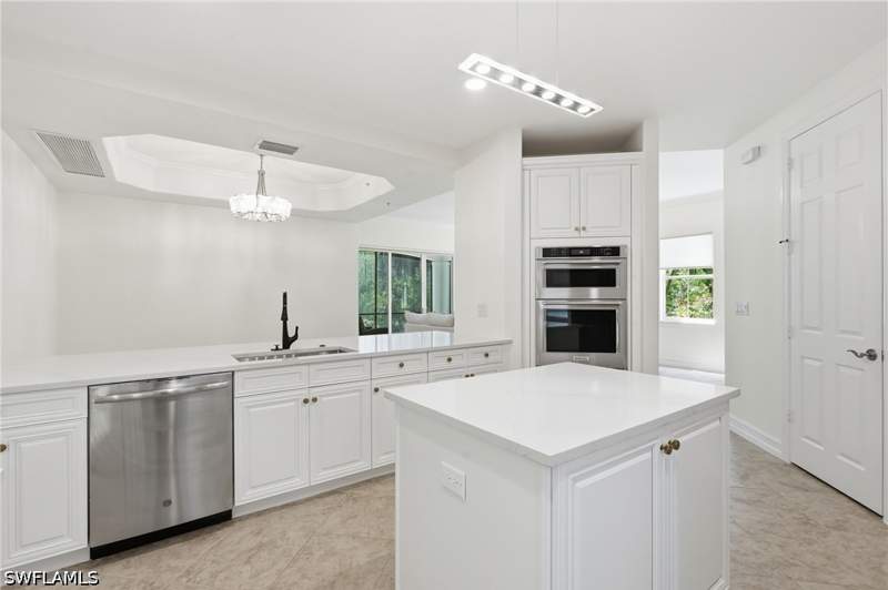 2 bedroom Condominium at 2886 Castillo Ct 101, Castillo At Tiburon, Naples — photo 4