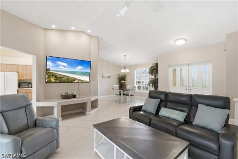 139 Balfour Dr, Marco Island FL - photo 12 of 34