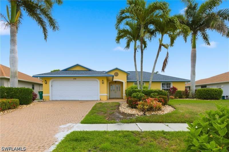 3 bedroom SingleFamilyResidence at 139 Balfour Dr, Marco Beach, Marco Island — photo 2