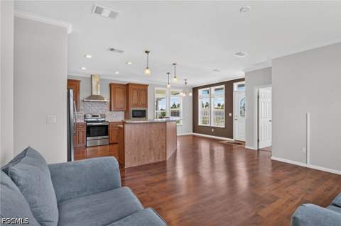 5671 Captain John Smith Loop, North Fort Myers FL - photo 11 of 44