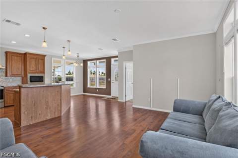 5671 Captain John Smith Loop, North Fort Myers FL - photo 12 of 44