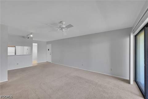 8474 Charter Club Cir 13, Fort Myers FL - photo 9 of 32