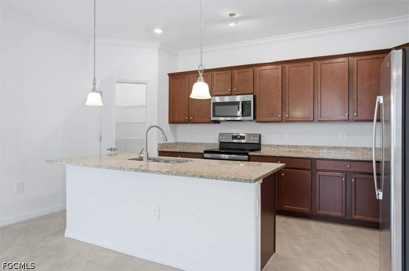 4 bedroom SingleFamilyResidence at 14467 Cantabria Dr, Portico, Fort Myers — photo 5