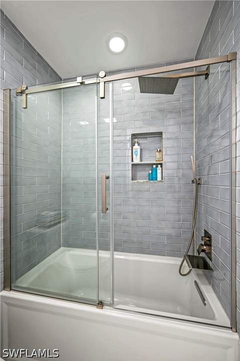 20940 Island Sound Cir 105, Estero FL - photo 19 of 44