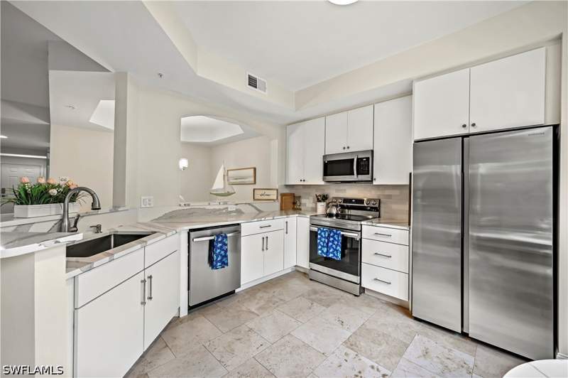 2 bedroom Condominium at 20940 Island Sound CIR 105, ISLAND SOUND, Estero — photo 4