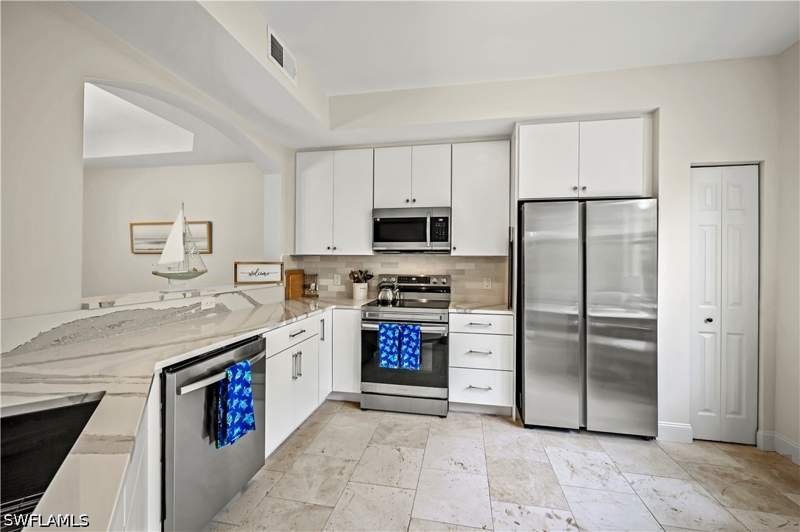 2 bedroom Condominium at 20940 Island Sound CIR 105, ISLAND SOUND, Estero — photo 5