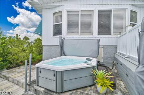 17591 Bryan Ct, Fort Myers Beach FL - photo 15 of 40