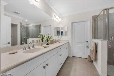 6959 Avalon Cir 1702, Naples FL - photo 9 of 24