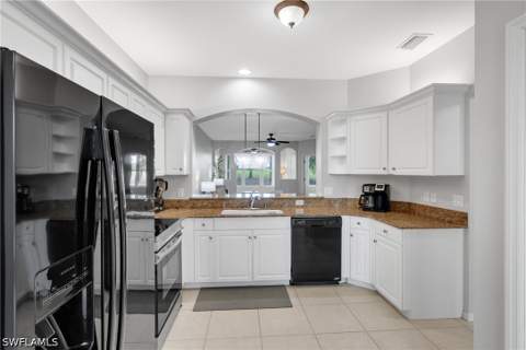 1320 Charleston Square Dr 103, Naples FL - photo 19 of 47
