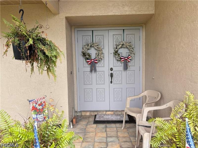 3 bedroom SingleFamilyResidence at 810 El Dorado Pkwy W, Rose Garden, Cape Coral — photo 2