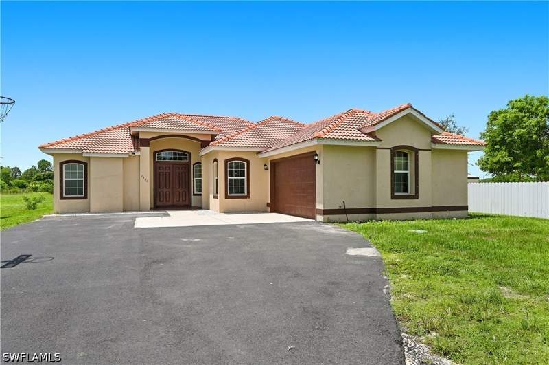 4 bedroom SingleFamilyResidence at 2930 35th Ave NE, Golden Gate Estates, Naples — photo 2