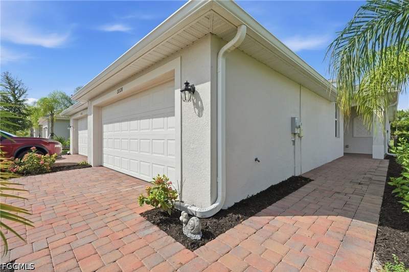 2 bedroom Attached at 2228 Dragonfruit Way, The Groves At Orange Blossom Ranch, Naples — photo 2