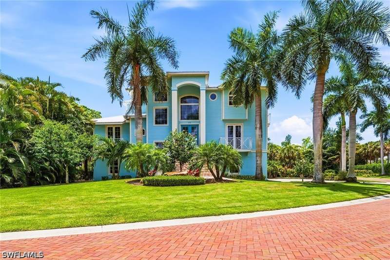 4 bedroom SingleFamilyResidence at 98 Southport Cv, Southport On The Bay, Bonita Springs — photo 2