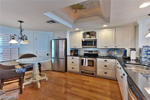253 Barefoot Beach Blvd 304, Bonita Springs FL - photo 22 of 33
