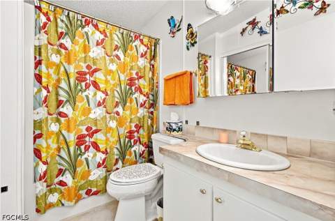 9270 Desoto Dr, North Fort Myers FL - photo 15 of 49