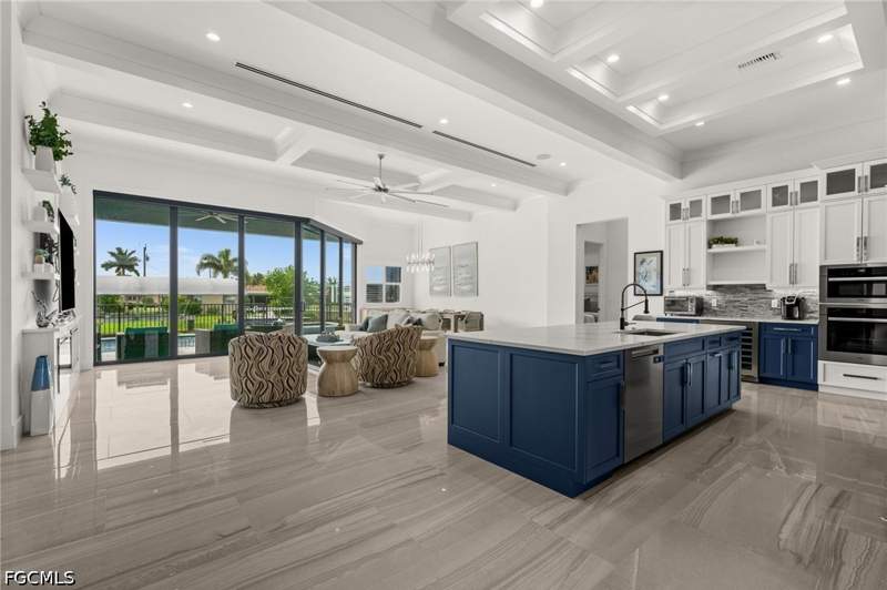6 bedroom SingleFamilyResidence at 5305 Bayshore Ave, Cape Coral, Cape Coral — photo 5