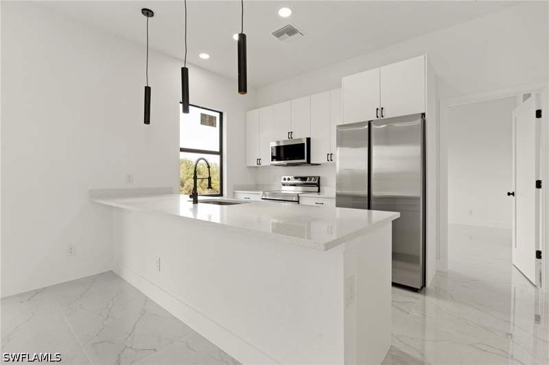 3 bedroom SingleFamilyResidence at 2609 45th St W, Lehigh Acres, Lehigh Acres — photo 5