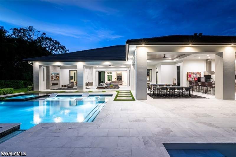 4 bedroom SingleFamilyResidence at 728 Carica Rd, Pine Ridge Estates, Naples — photo 3