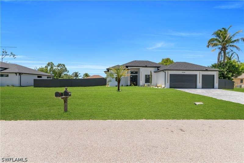 4 bedroom SingleFamilyResidence at 329 SW 26th Pl, Cape Coral, Cape Coral — photo 3