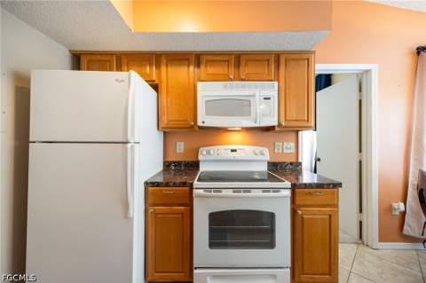 12591 Equestrian Cir 1210, Fort Myers FL - photo 11 of 37