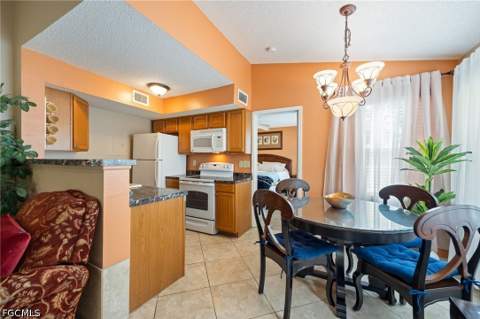 12591 Equestrian Cir 1210, Fort Myers FL - photo 8 of 37
