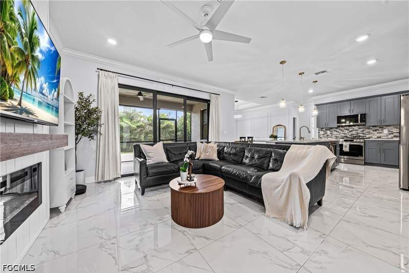 3 bedroom SingleFamilyResidence at 1405 Bruce Ave S, Lehigh Acres, Lehigh Acres — photo 4