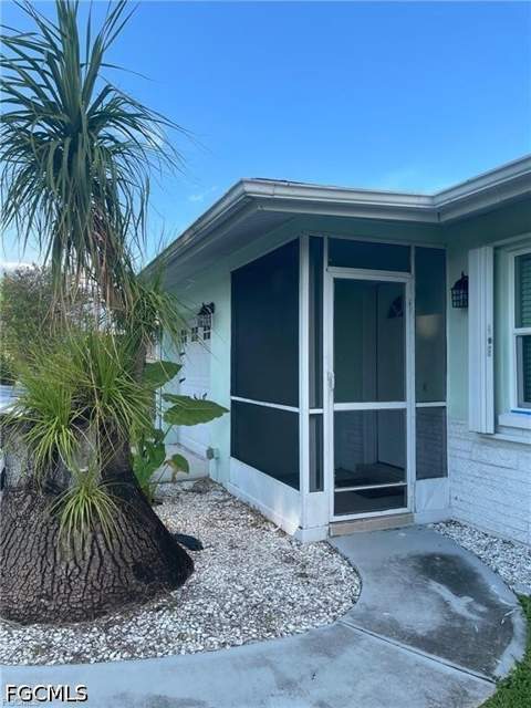 2705 SE 17th Ave, Cape Coral FL - photo 11 of 25